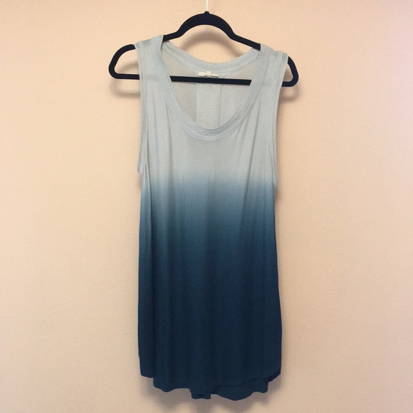 Mystree Tops - Blue Ombré Knit Tank Top by Mystree - size Large